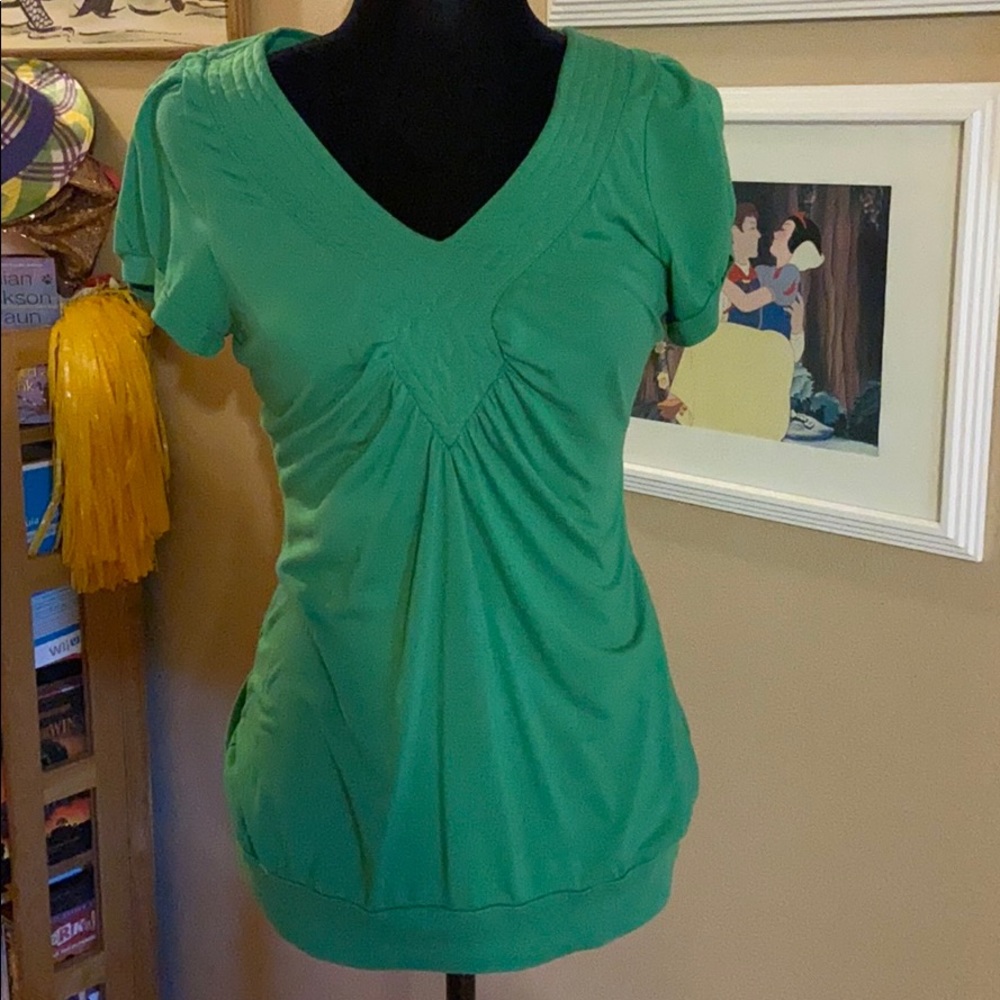 Forever 21 green top. Bundle 4 for $16